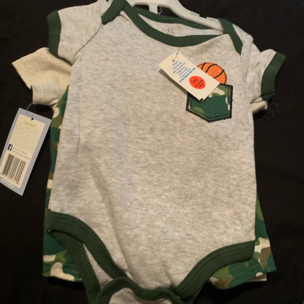 Short set - Picture 2 of 2